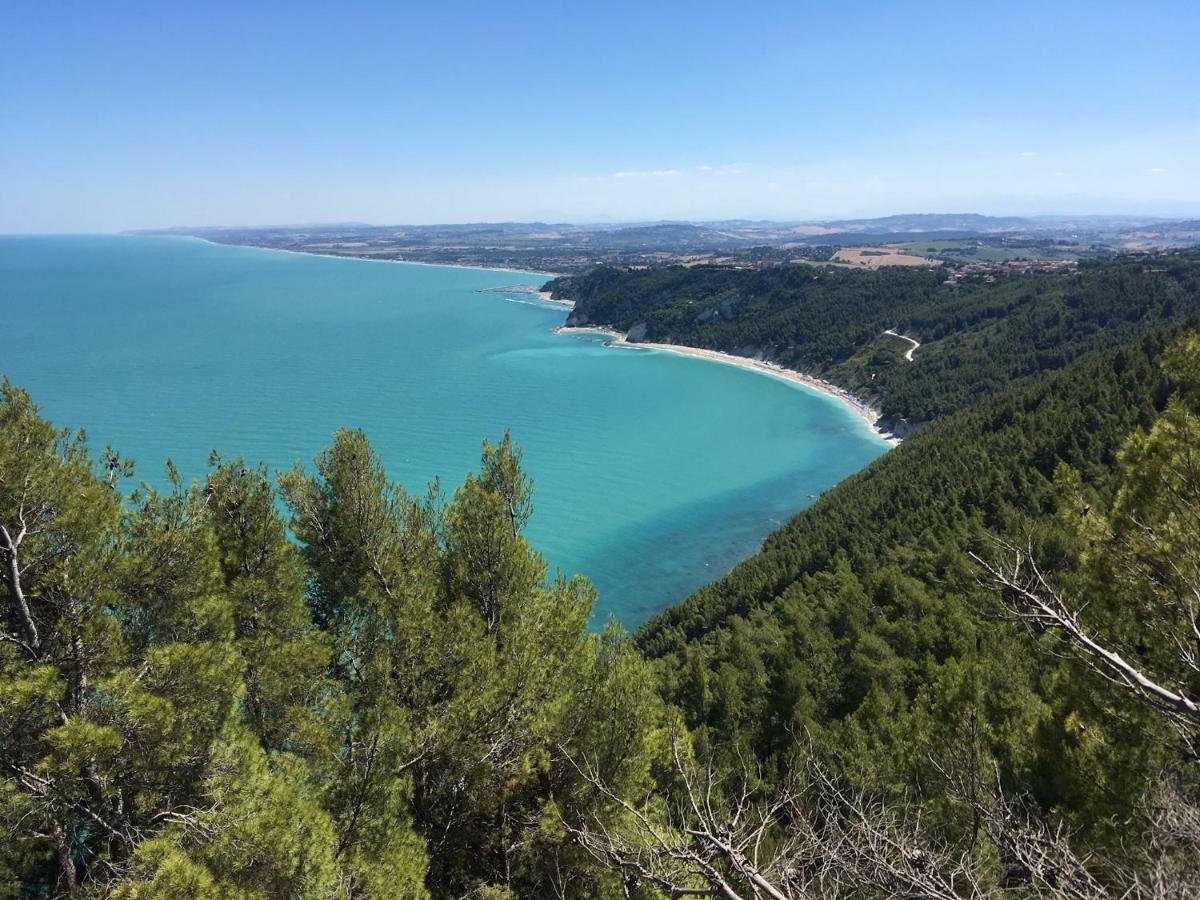 锡罗洛Tra Gli Alberi E Il Mare住宿加早餐旅馆 外观 照片