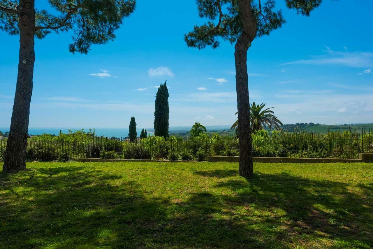 锡罗洛Tra Gli Alberi E Il Mare住宿加早餐旅馆 外观 照片